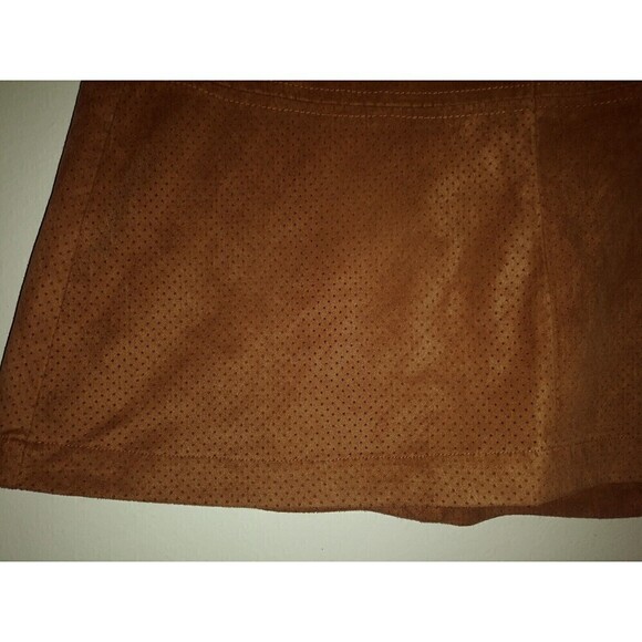 American Rag Brown Mini Skirt Size 3 Faux Suede A Line Back Zipper Mini - Picture 5 of 5